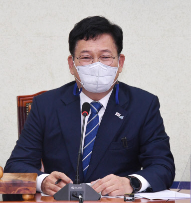 송영길 민주당 대표가 9일 국회에서 열린 최고위원회 회의에서 발언하고 있다. 연합뉴스